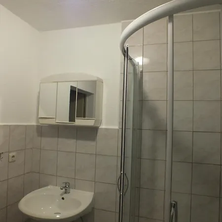 Zwei Bett Zimmer Pruchten Zewnętrze zdjęcie